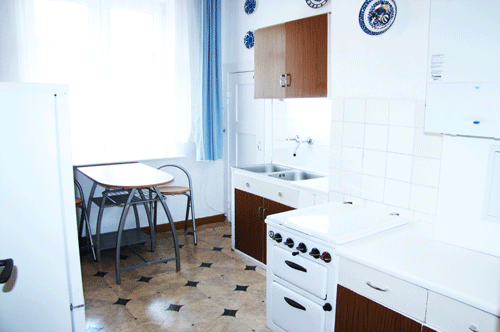 Apartamenty Sopot. Apartament  Sopot przy play na urlop. Kwatery Sopot tanio. Noclegi Sopot. Hotele Sopot. Sopot. Apartament przy play na urlop. Kuchnia z piekarnikiem.